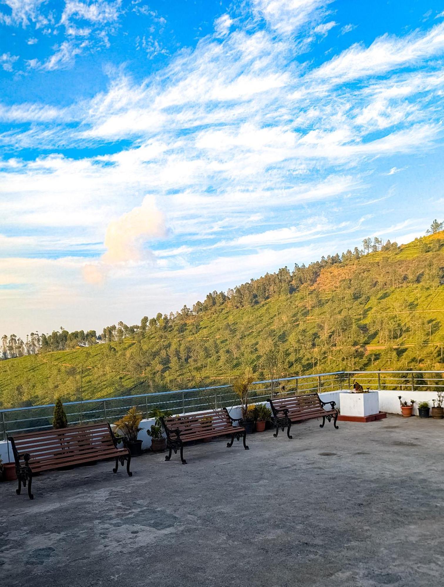 Valley View Inn, Kotagiri Exterior foto